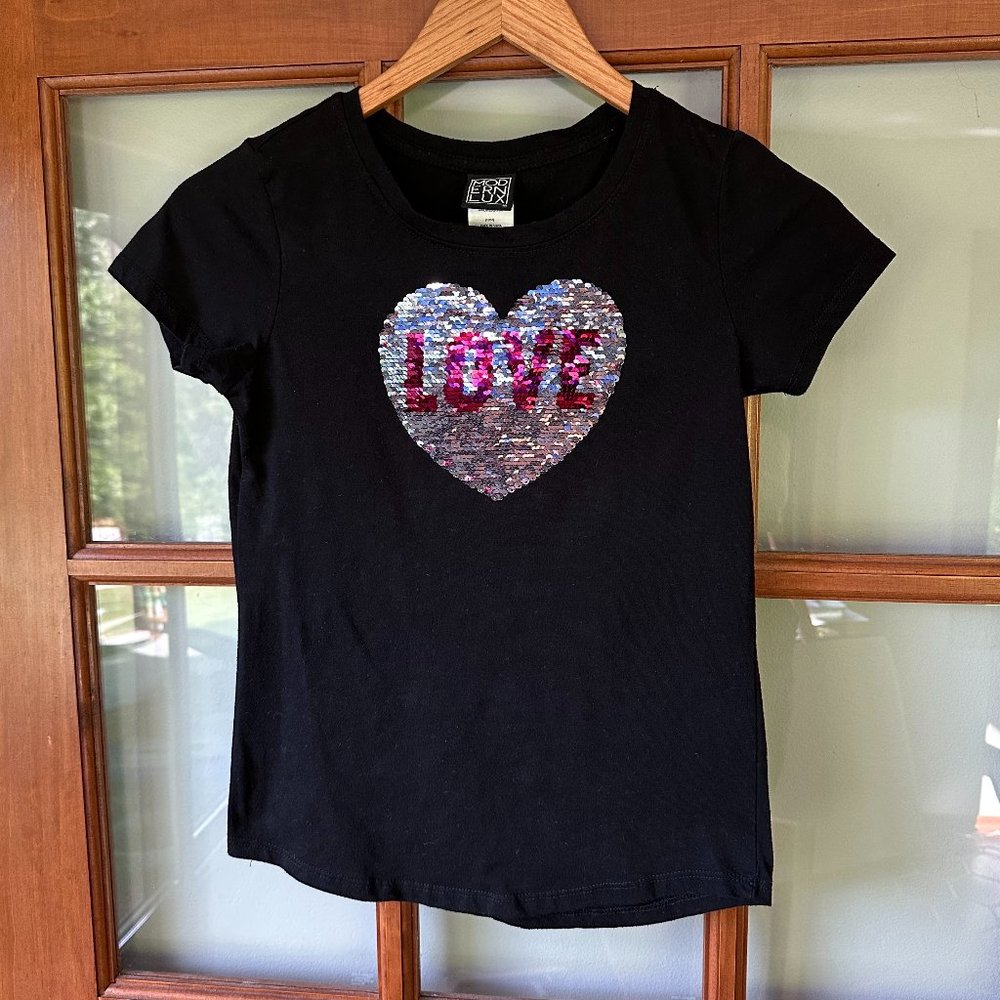 Modern Lux LOVE Flip Sequin Heart Shirt Size Large 10/12
